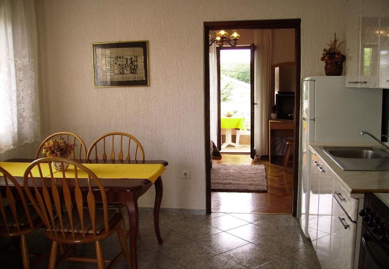 Apartment Dragica Malinska Exterior foto
