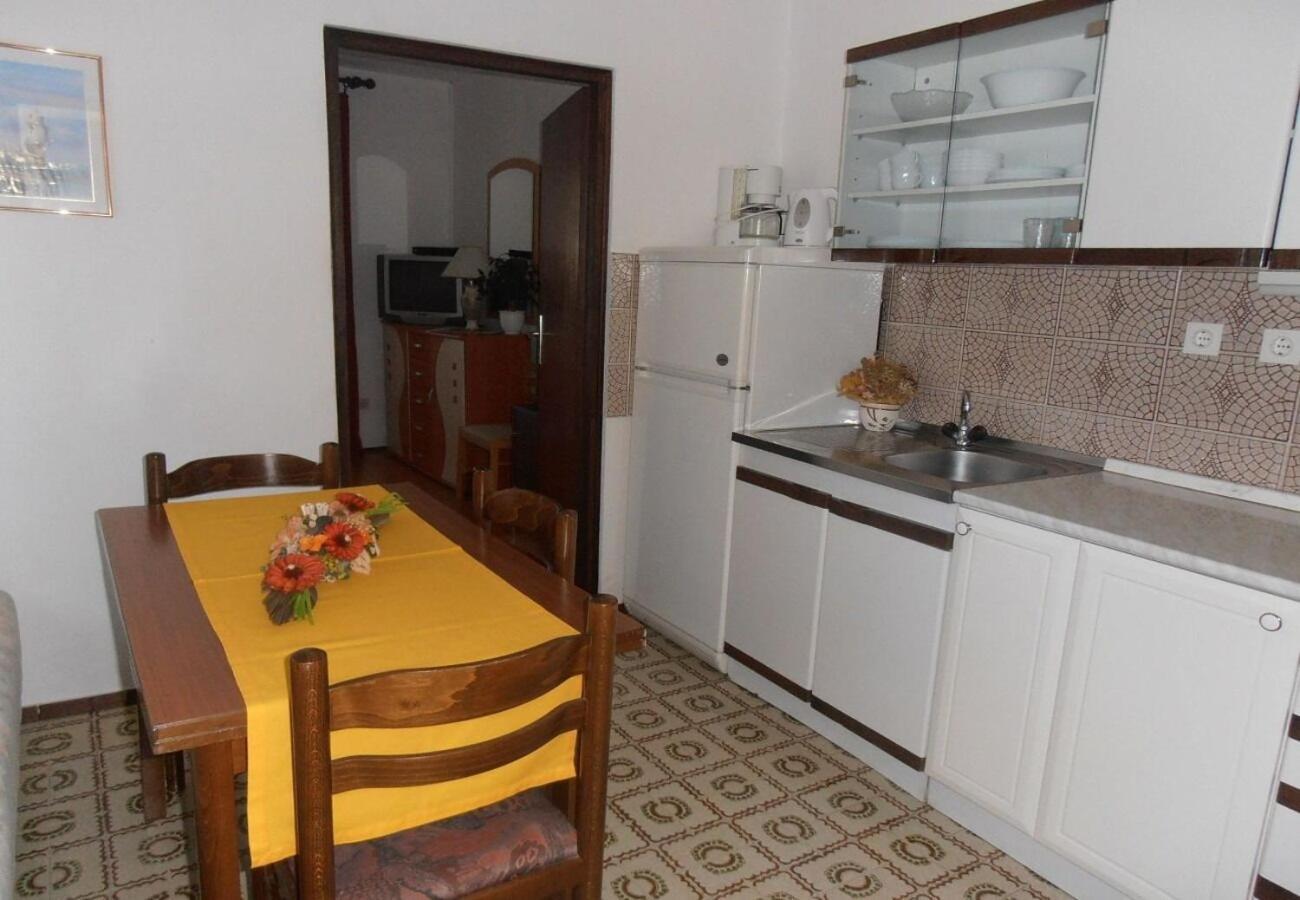 Apartment Dragica Malinska Exterior foto