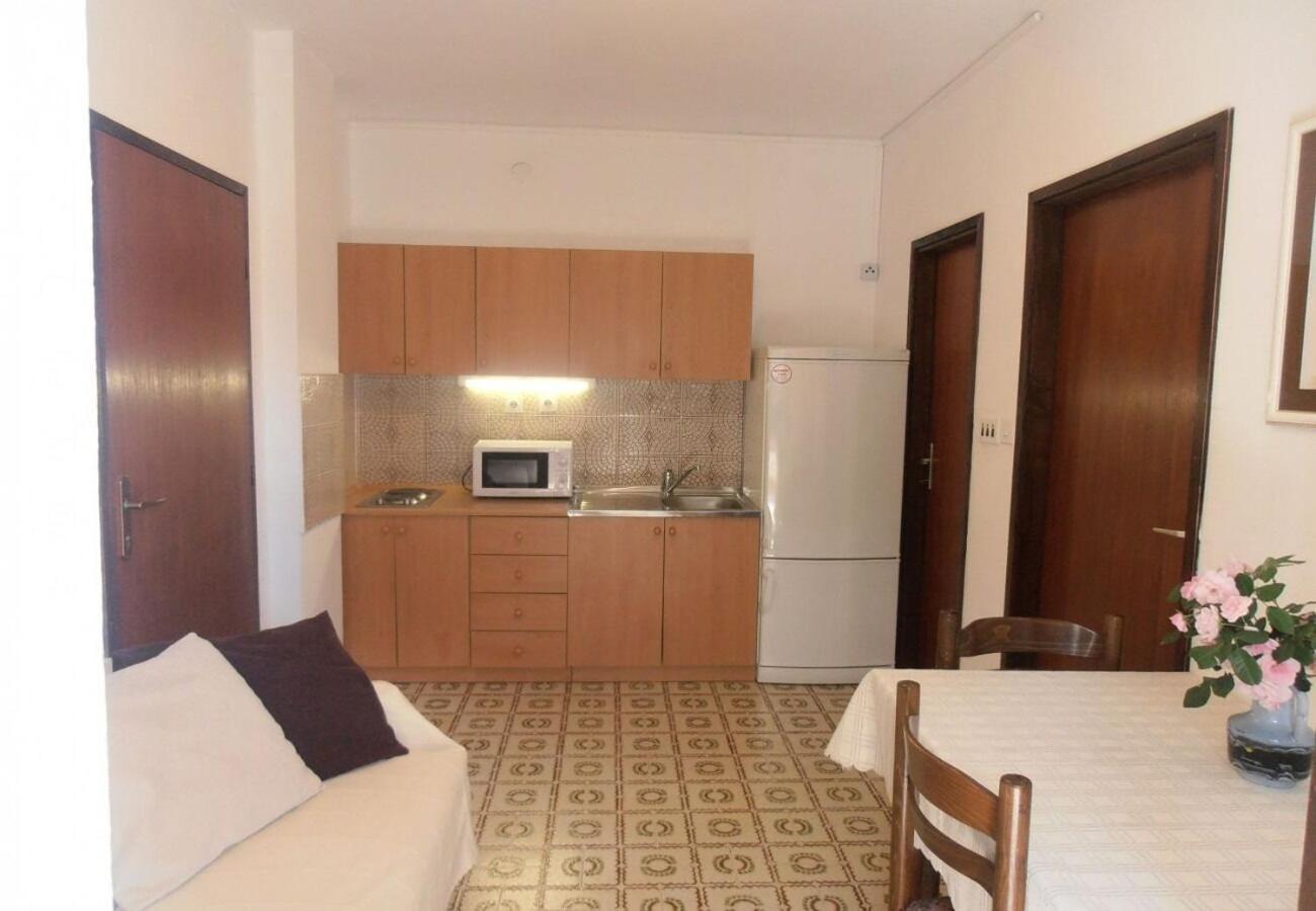 Apartment Dragica Malinska Exterior foto