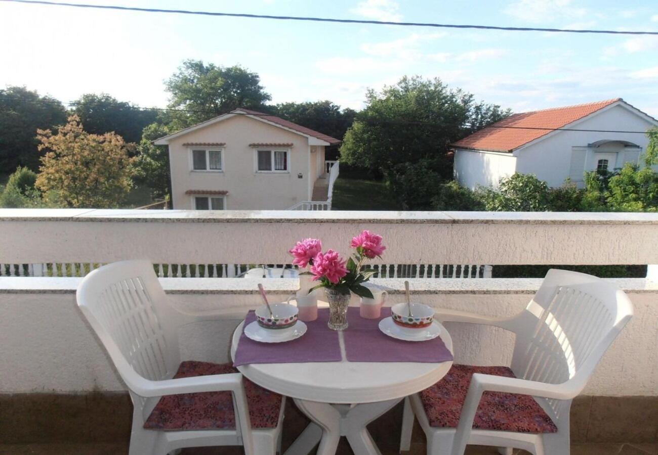 Apartment Dragica Malinska Exterior foto